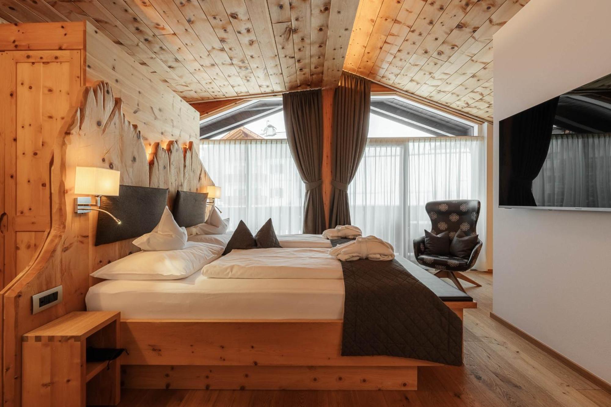 Chalet Elisabeth Dolomites Alpin & Charme Selva di Val Gardena Dış mekan fotoğraf