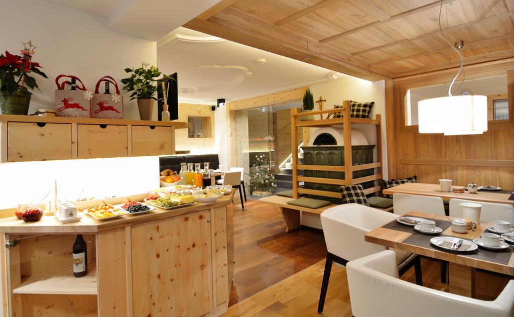 Chalet Elisabeth Dolomites Alpin & Charme Otel Selva di Val Gardena Dış mekan fotoğraf