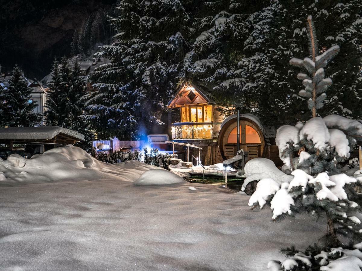 Chalet Elisabeth Dolomites Alpin & Charme Otel Selva di Val Gardena Dış mekan fotoğraf